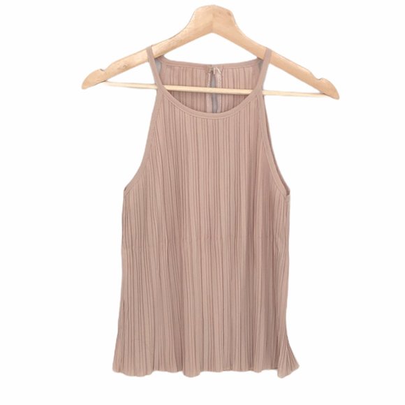 2/$20 beige cream pleated chiffon tank top size S - Picture 1 of 3